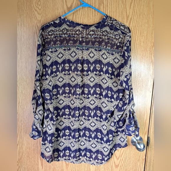 🌈Roar Electric Desert Doll Henley Top - Picture 6 of 6